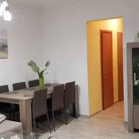 Perea Lala Апартаменты *